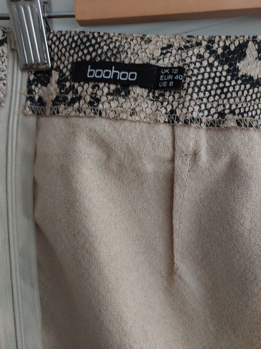 Spódnica Boohoo imitacja skóry węża L/40/12