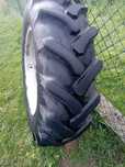 Opony  12.4 x 24