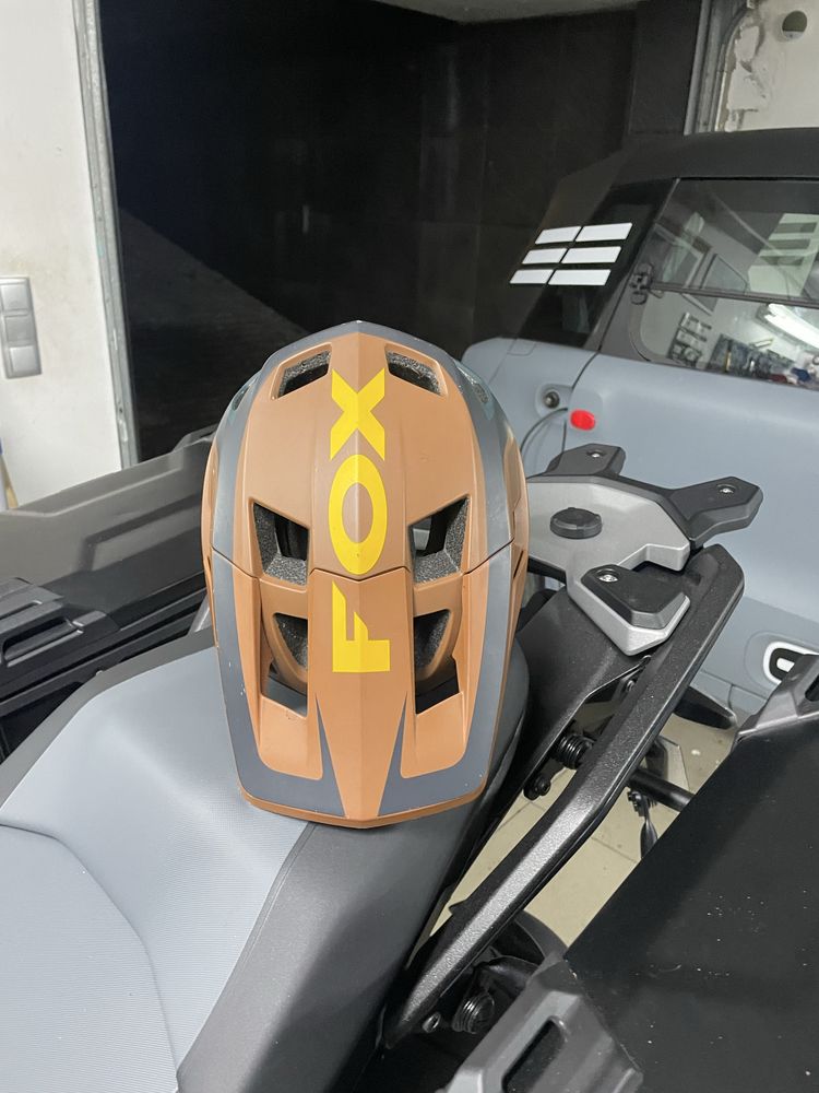Capacete fox, tamanho M