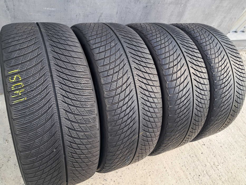 Резина зима 70% протектор Michelin 275/45 R20 Pilot Alpin 5 SUV * RFT