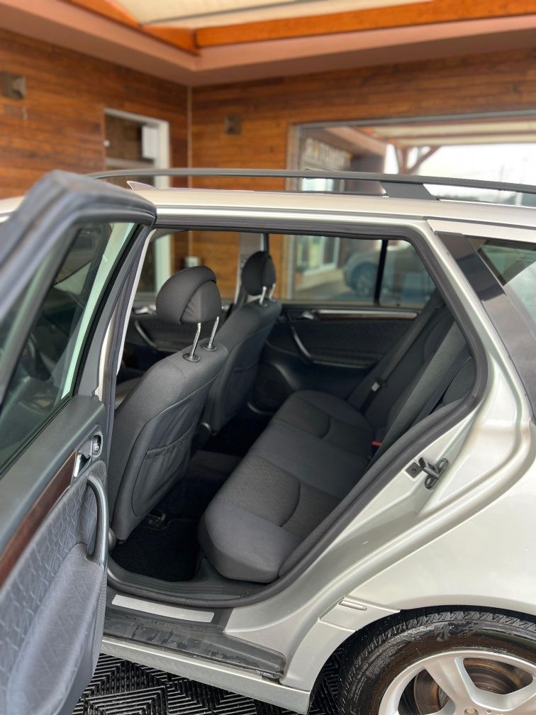 Mercedes Benz C220 CDI Automático