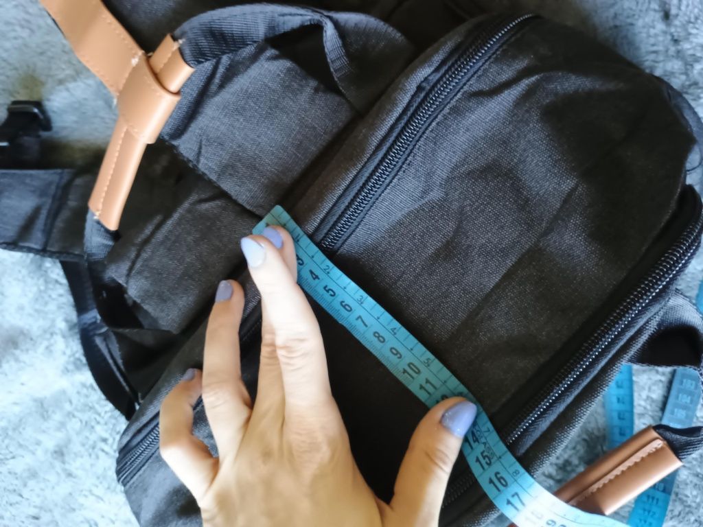 Bardzo pojemny i funkcjonalny plecak torba walizka