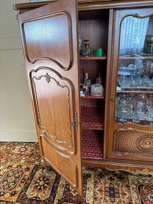 Bardzo ładna biblioteka serwantka chippendale witryna kredens orzech