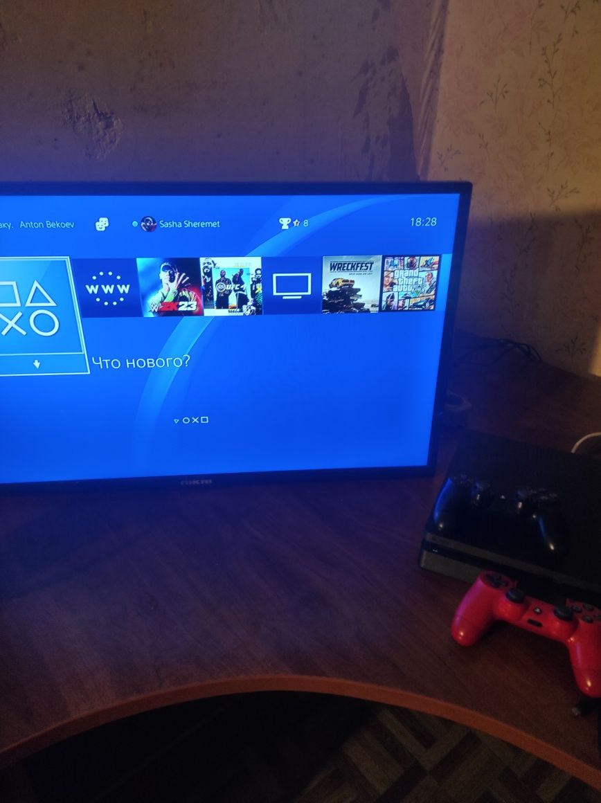 PS4 слімка два джойстика як нова