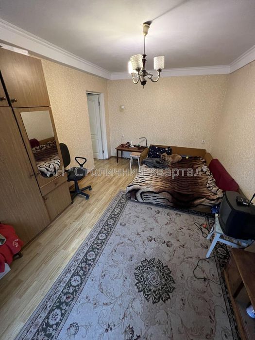 Борщагівка Жуля Верна 13б (колишня Ромена Роллана 13б )