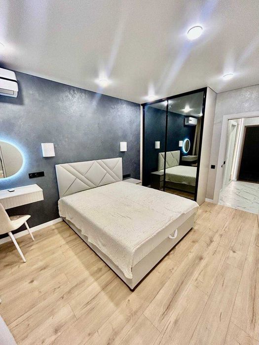 Продаж!!! 1 кімнатна квартира ЖК Варшавський Плюс низький поверх