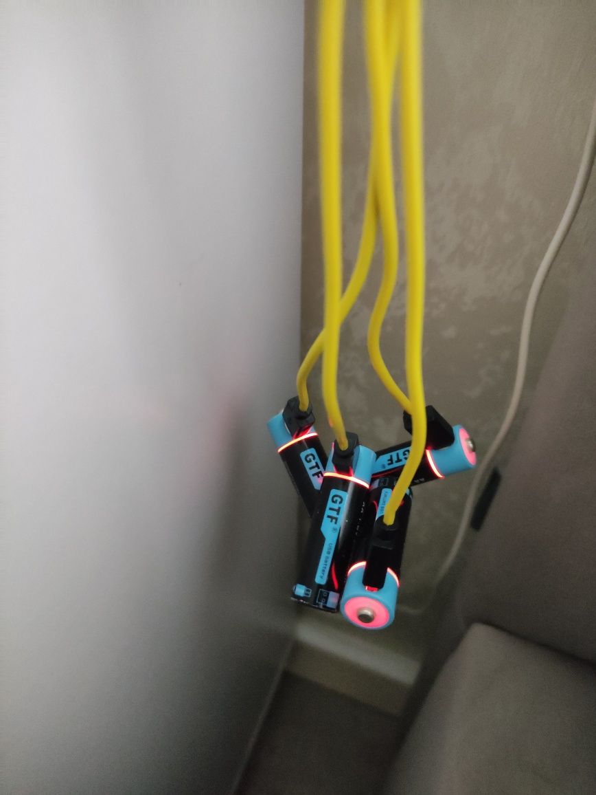 Акумуляторні батарейки Li-ion типу АА із USB зарядкою