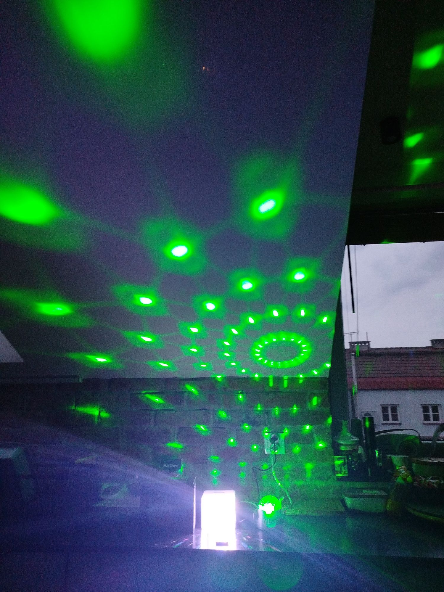 Stroboskop i mini kula LED w pełni sprawne