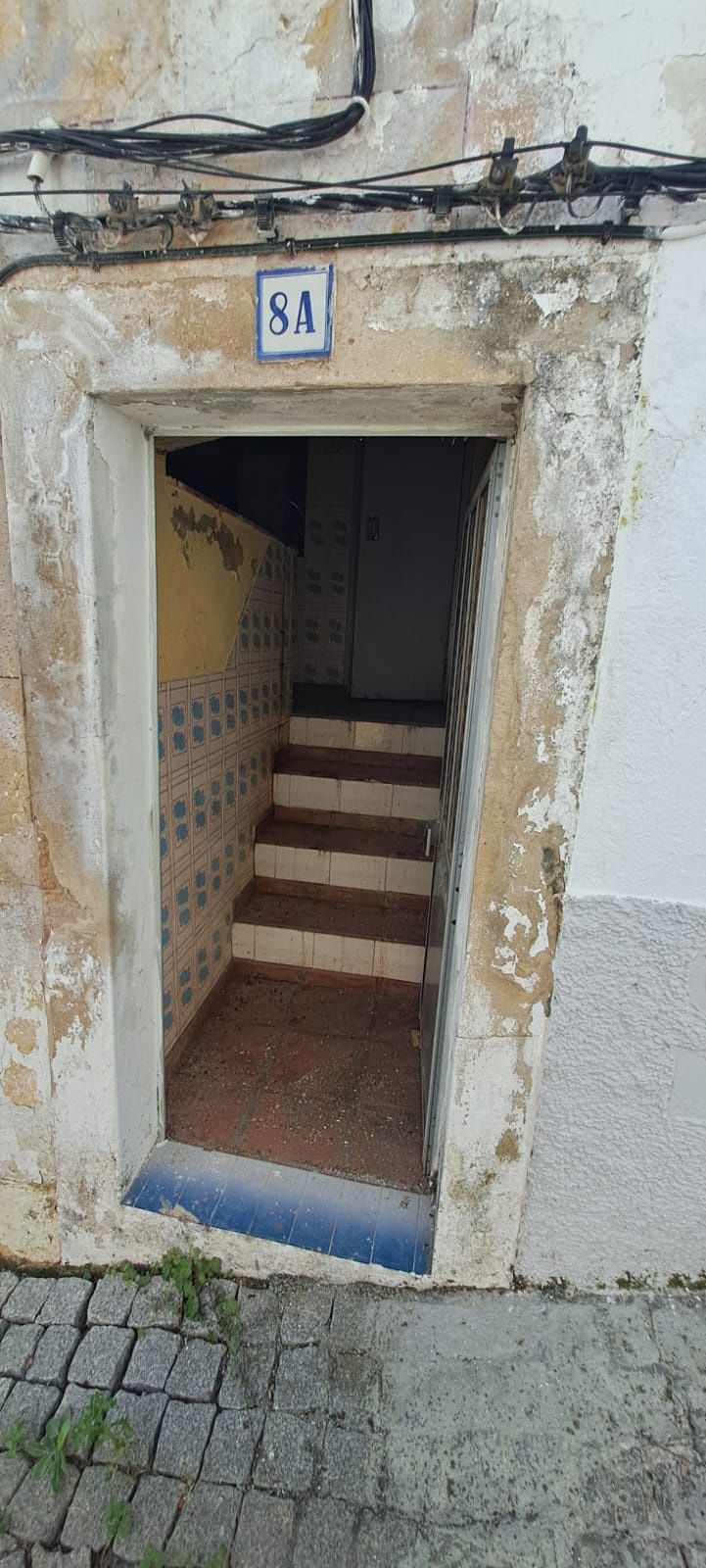 Prédio urbano a venda T2+t1