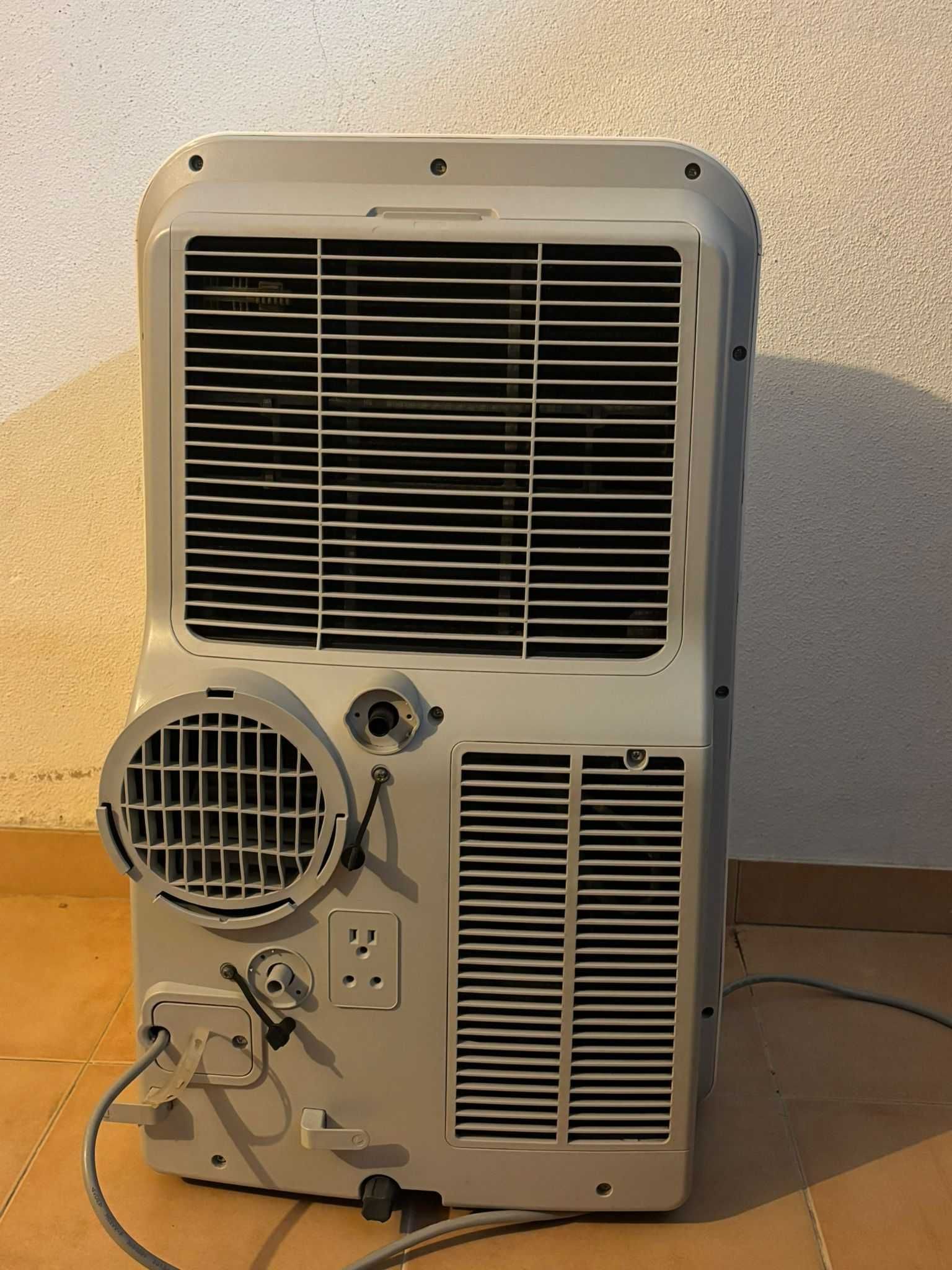 Ar Condicionado Portátil Daitsu