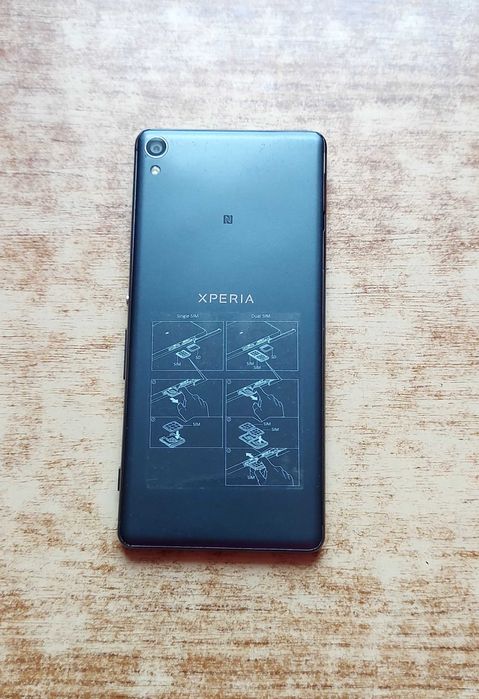 Sony Xperia XA F3111 czarny