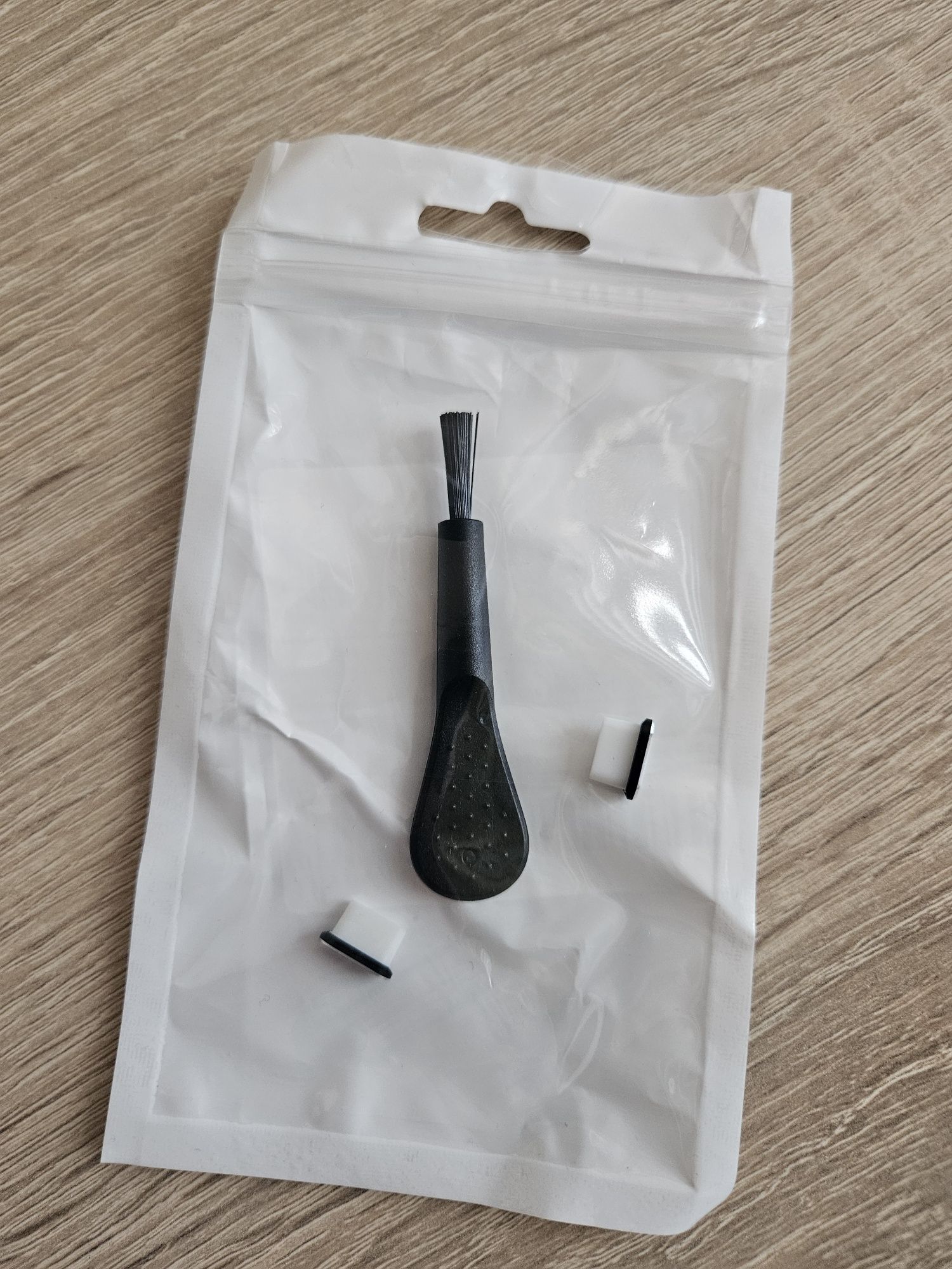 Zatyczki do telefonu do gniazda USB-C !