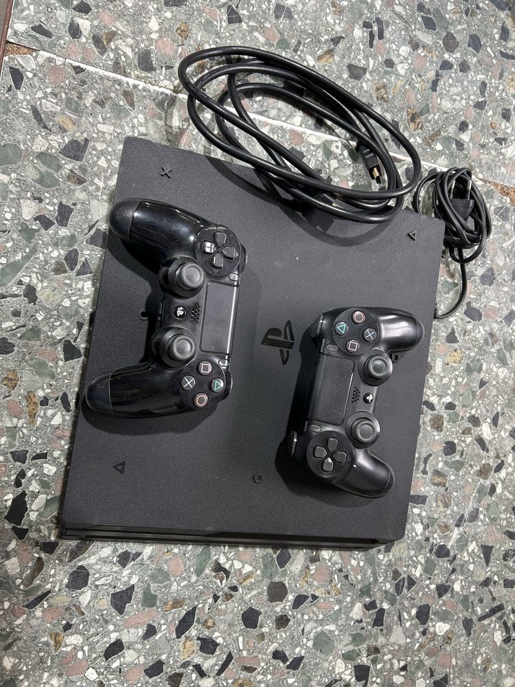 Ігрова приставка SONY Play Station 4 PRO 1Т