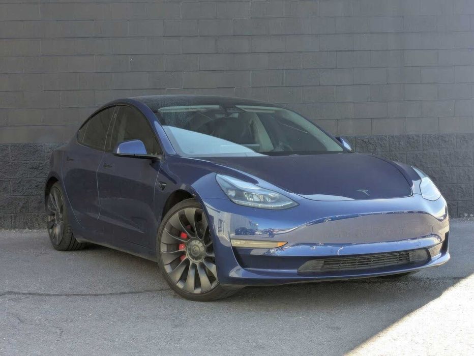 Tesla Model 3 Performance      2021