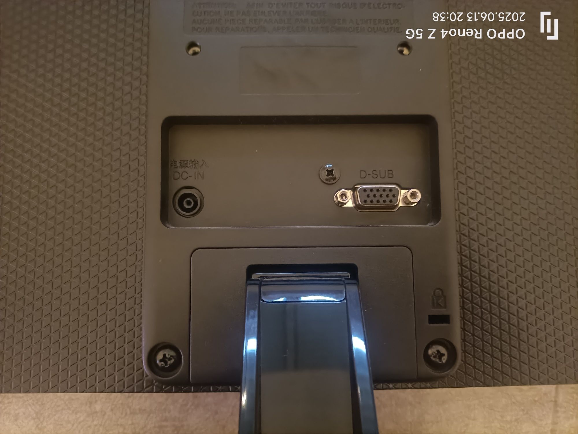 Monitor Led LG 22"