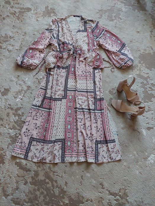 Плаття в асортименті