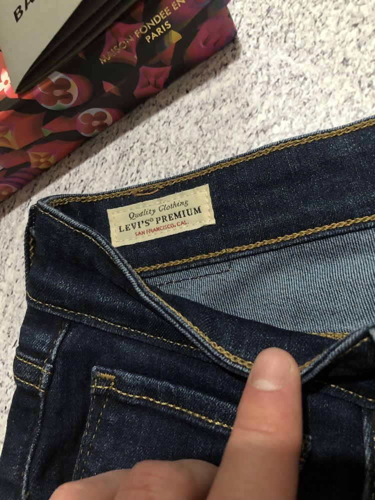 Джинси Levi’s