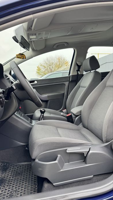 Volkswagen Golf Plus Фольксваген Гольф Плюс  2006р 1.6 MPI бенз 5МКПП