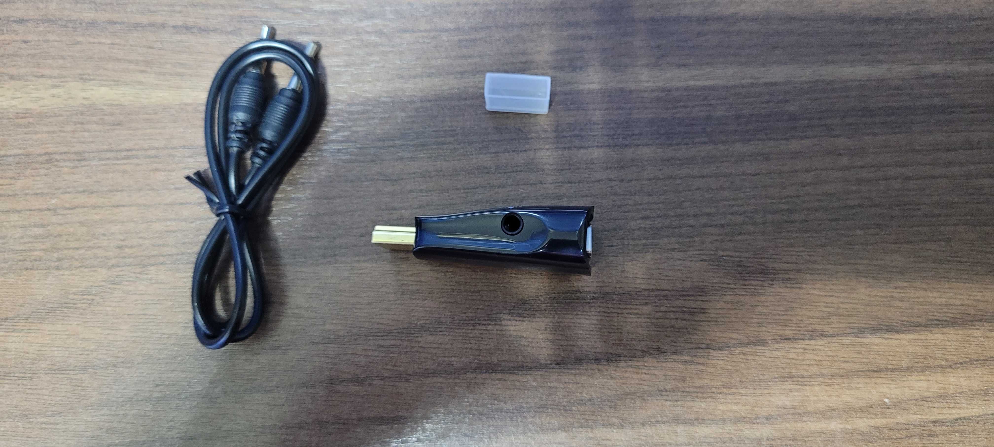 Konwerter adapter z hdmi na vga d-sub, dźwięk mini jack.