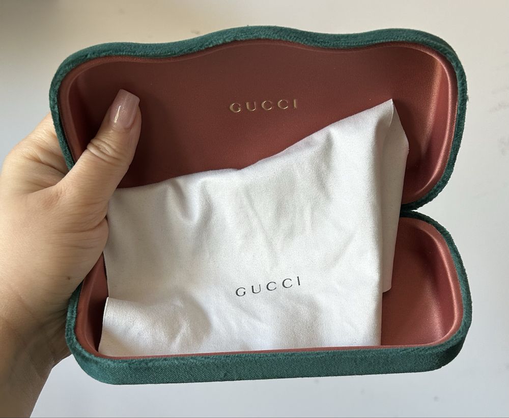 Gucci - oryginalna chusteczka do czyszczenia okularów