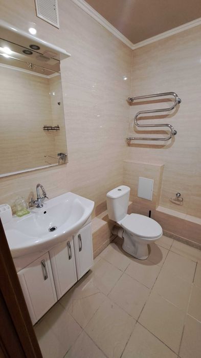 Здається 1к в новому будинку