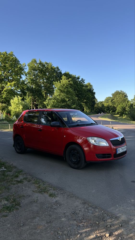 Продам Skoda fabia 1.2