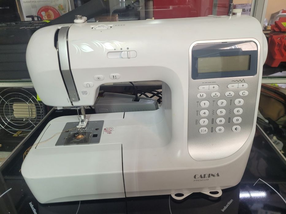 Швейна вишивальна машина CARINA PREMIUM