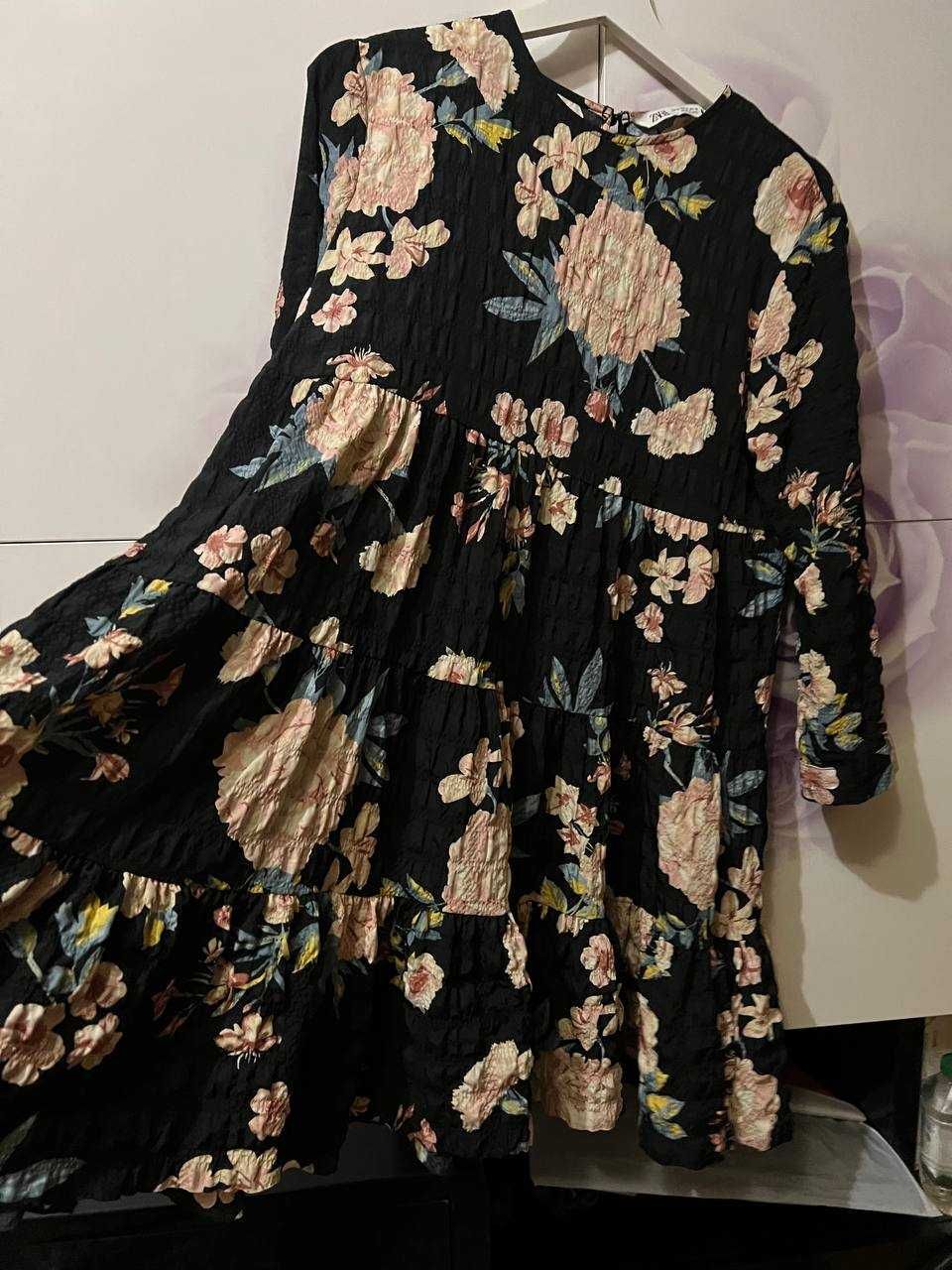 Плаття Zara з квіточками