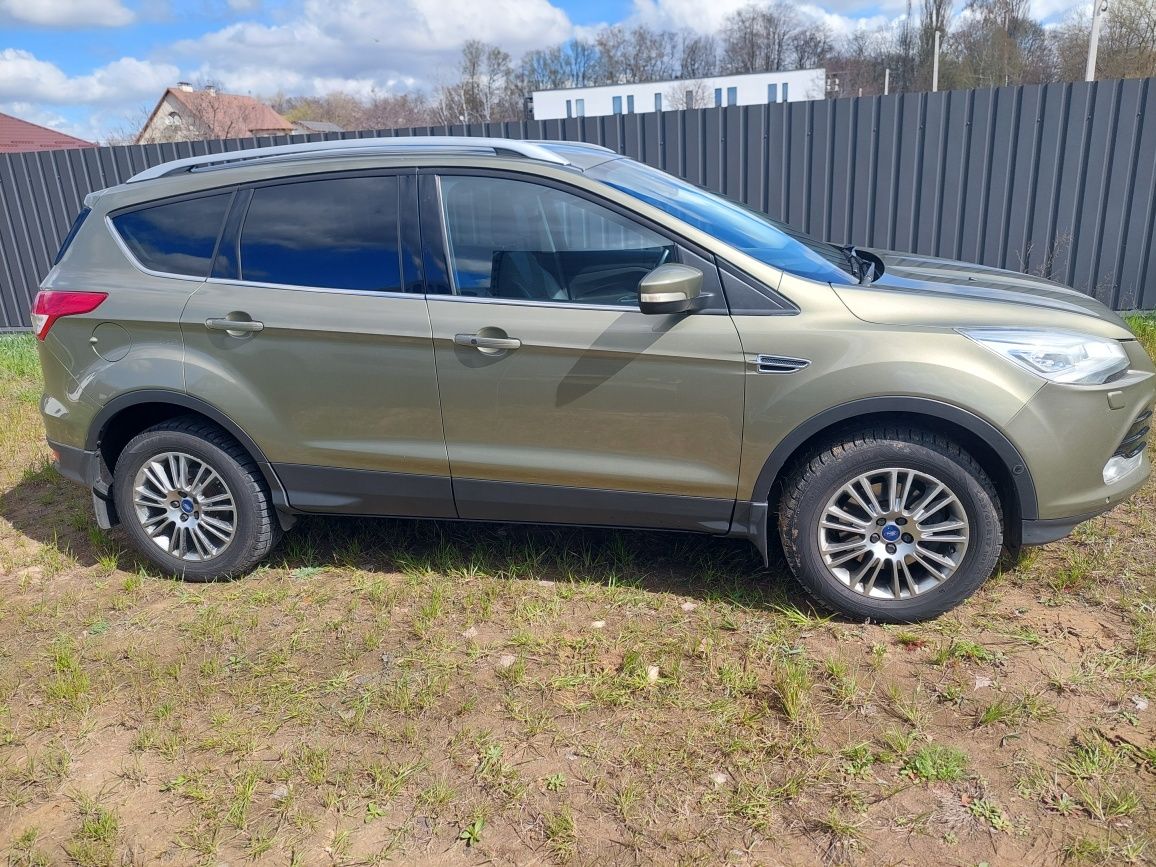 Ford Kuga. Форд Куга