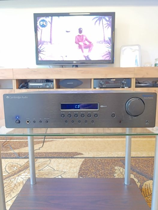 Wzmacniacz amplituner Cambridge Audio Topaz SR10