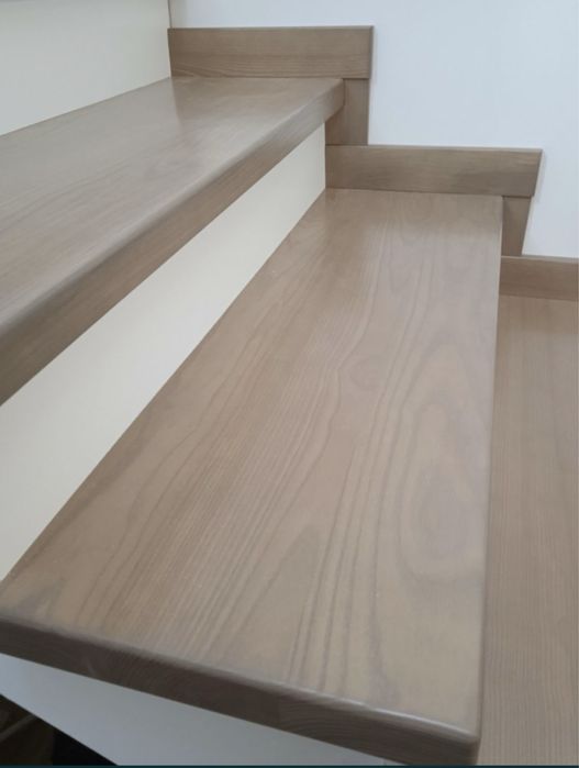 Підвіконня ствльниці сходинки