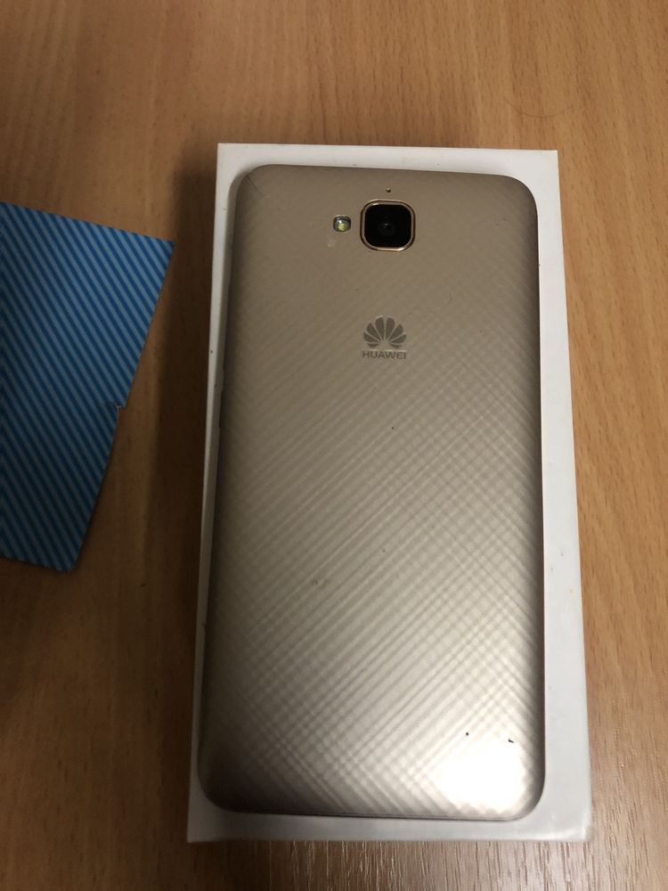 Huawel Y6 продам