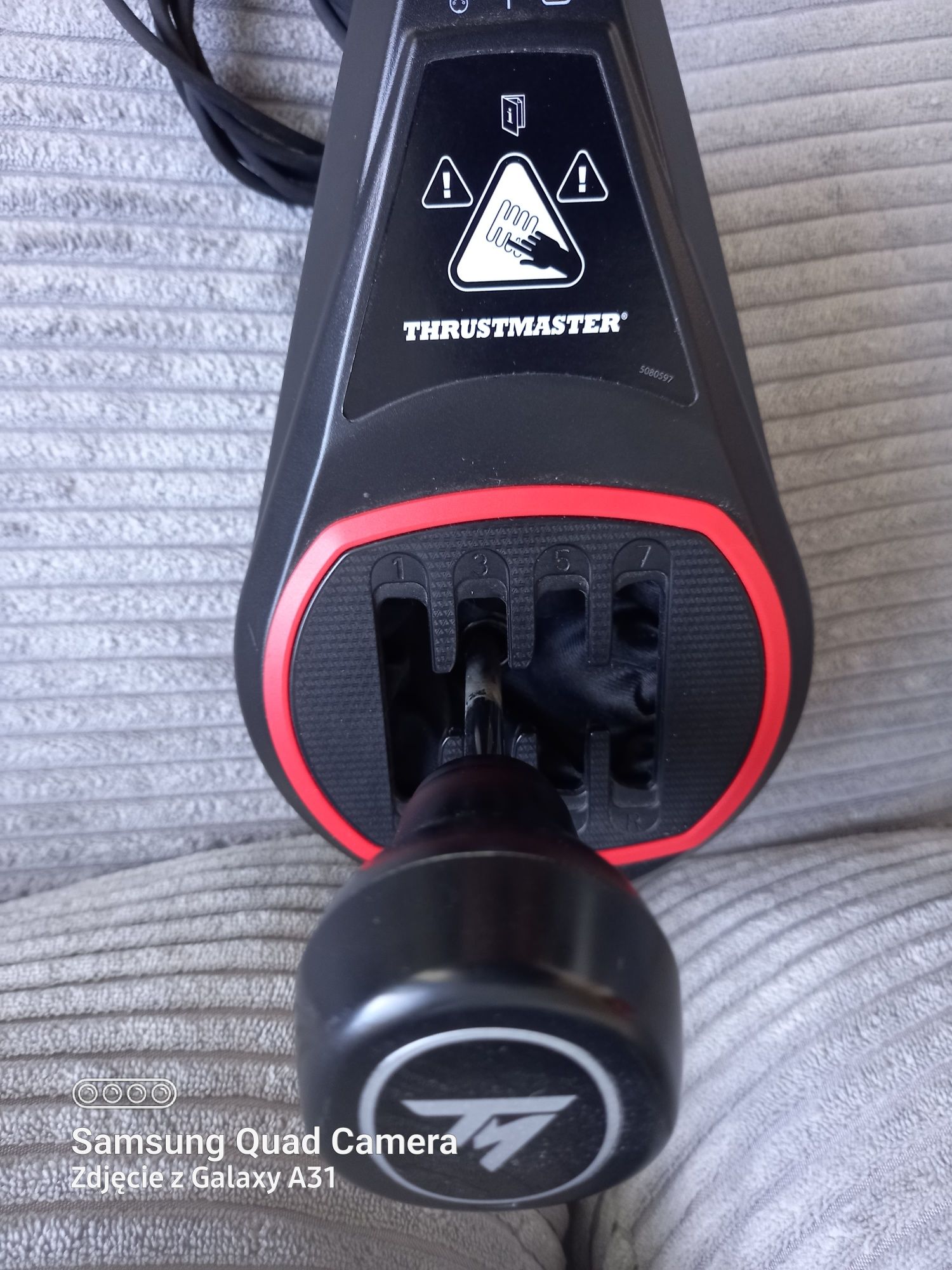 Sprzedam skrzynie biegów thrustmaster