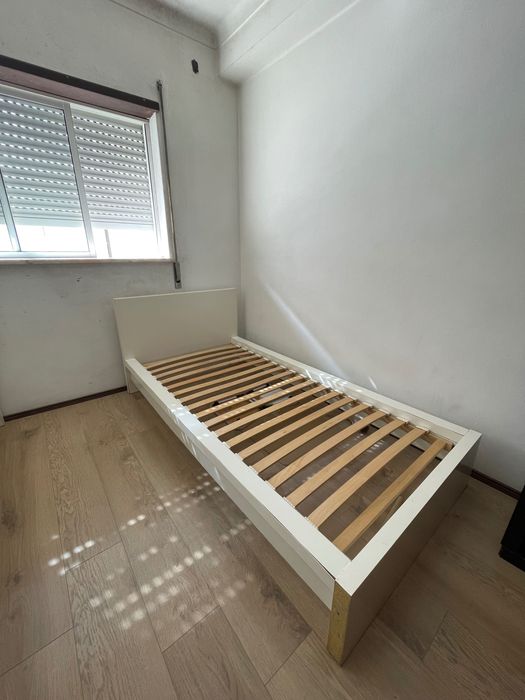 2 Camas de Solteiro 55€ Cada Uma