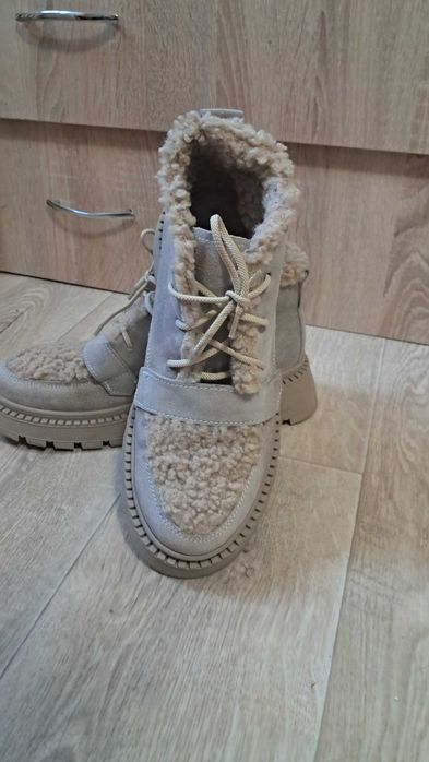 Зимові черевики натуральна замша