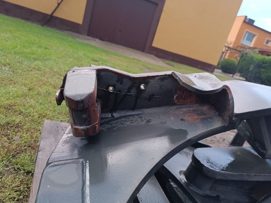 Adaptacja do ładowacza czołowego Mailleux MX 120