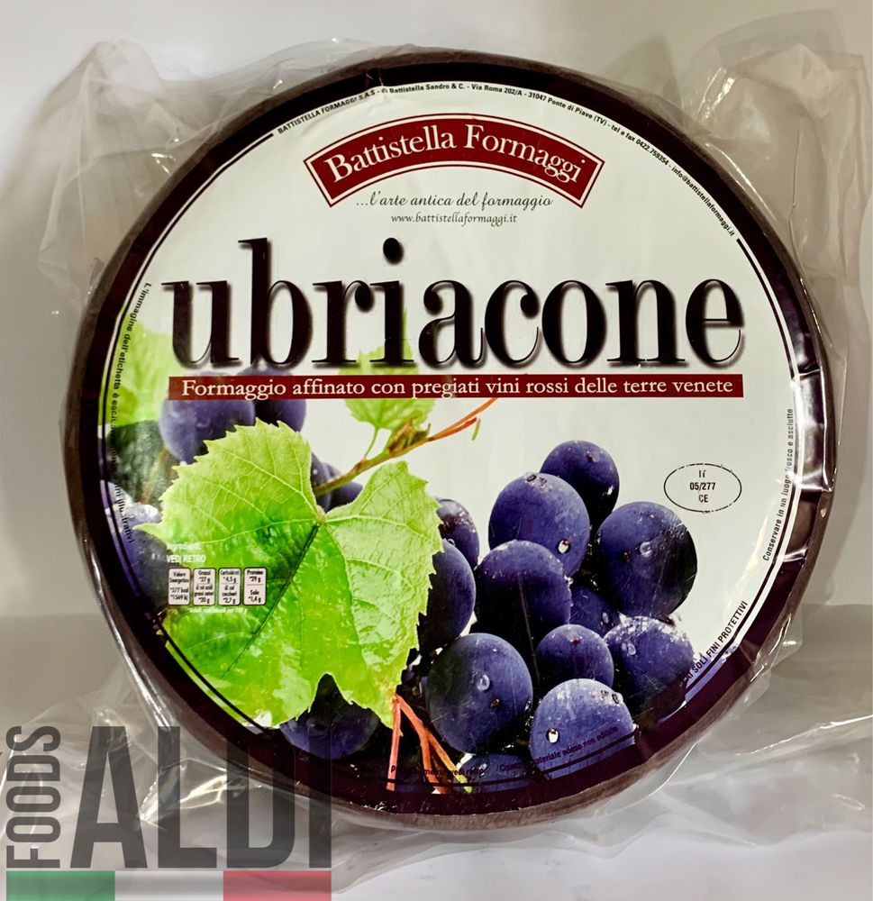 Сир Убріаконе витриманий у червоному вині Ubriacone Італія