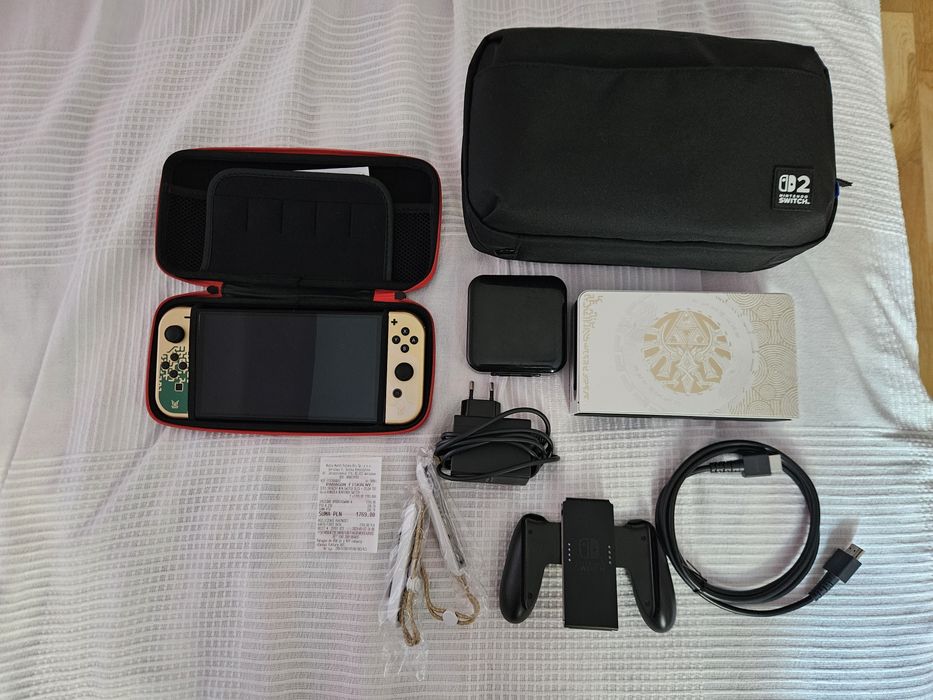 Nintendo Switch Oled Zelda + 2 etui