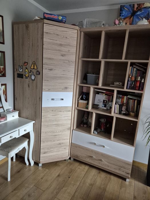 Meble komoda biurko łóżko