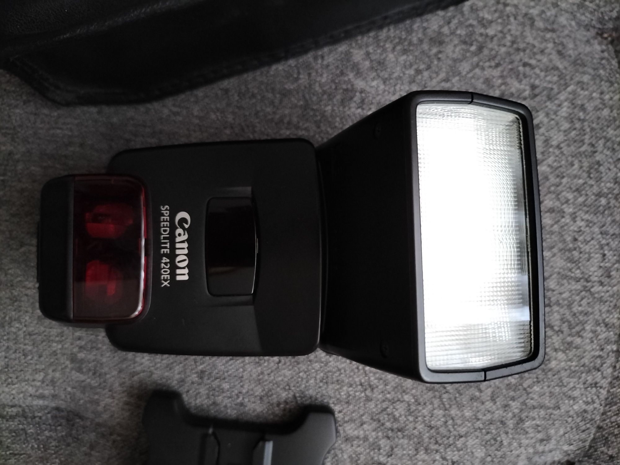 Canon Speedlite 420EX