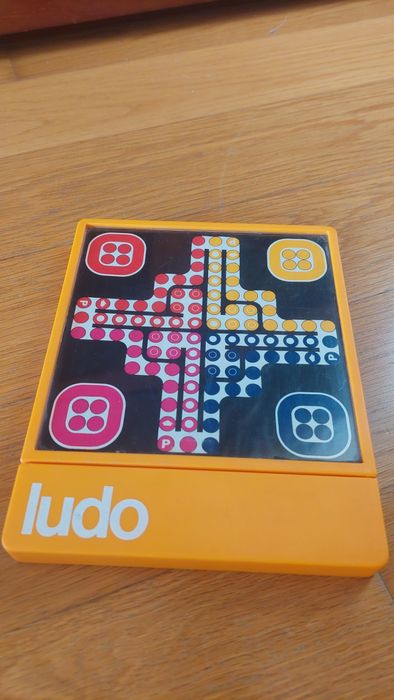 Ludo jogo tabuleiro - Vintage