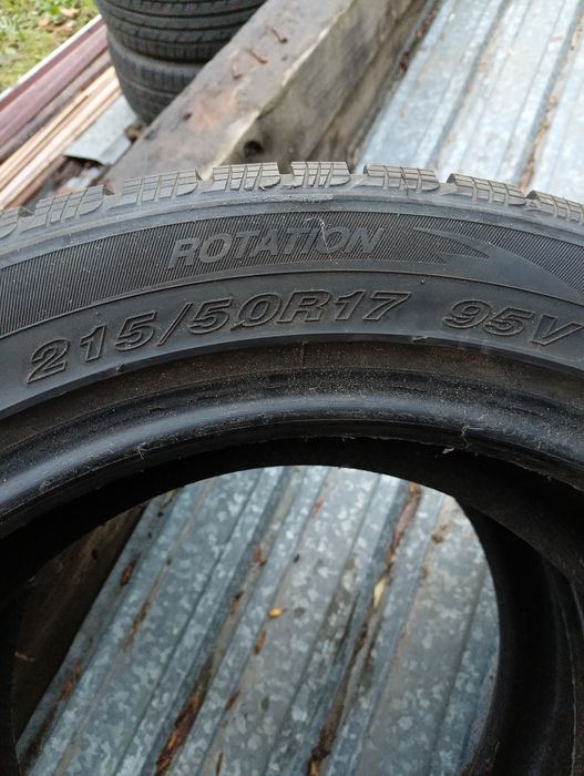 Sprzedam opony zimowe 215/50/17r stan bdb 8mm