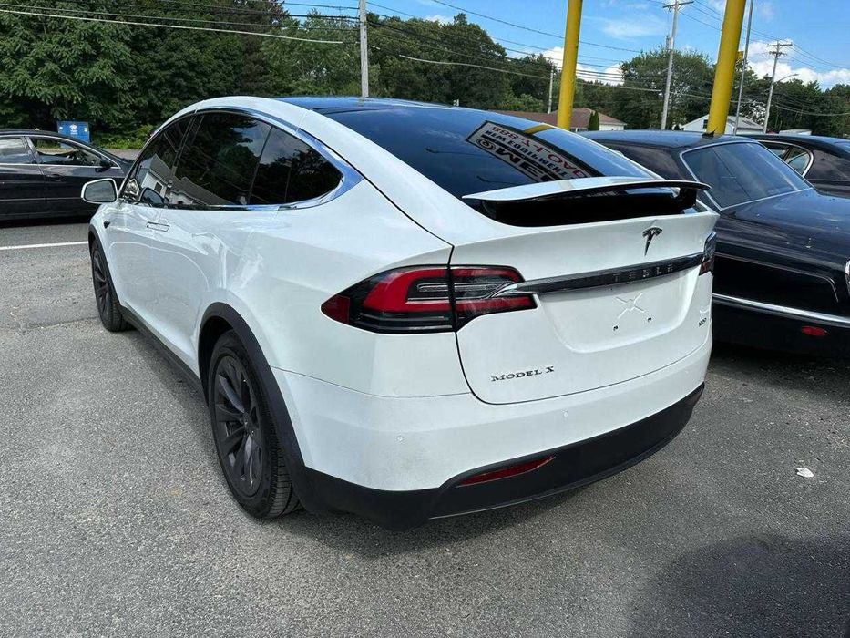 Tesla Model X 2018