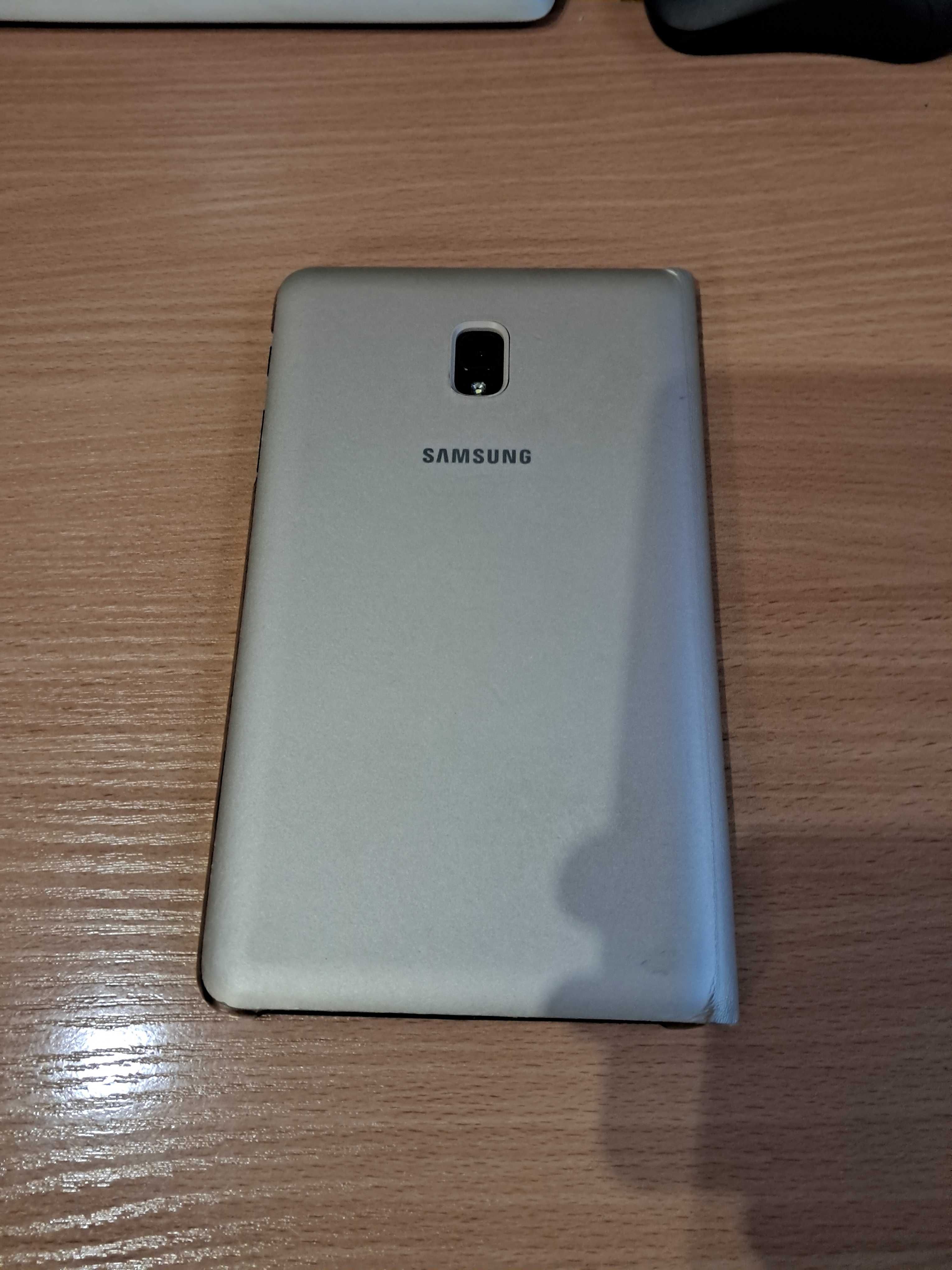 Планшет Samsung Galaxy Tab A 8.0" 4G