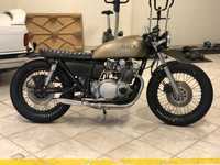 Suzuki gs 750 bratstyle