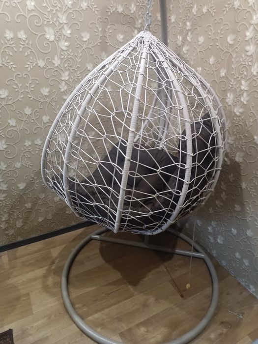 Кресло кокон в отличном состоянии