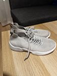 Dziecięce dziewczęce letnie sneakersy w kolorze szarym