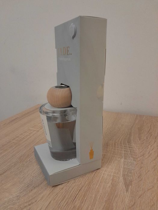 Ekskluzywny dyfuzor zapachowy JADE_REFRESH: 150 ml /Spruce water & Fig