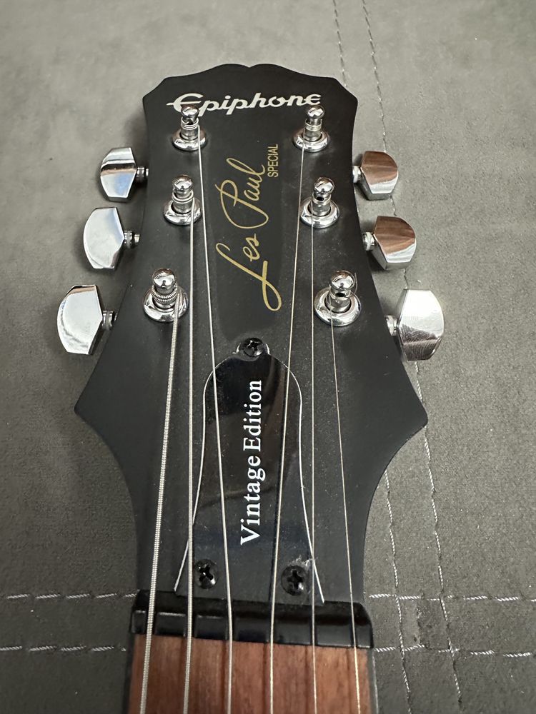Продам електро гітару Epiphone les Paul Special Ve Ebony Vintage