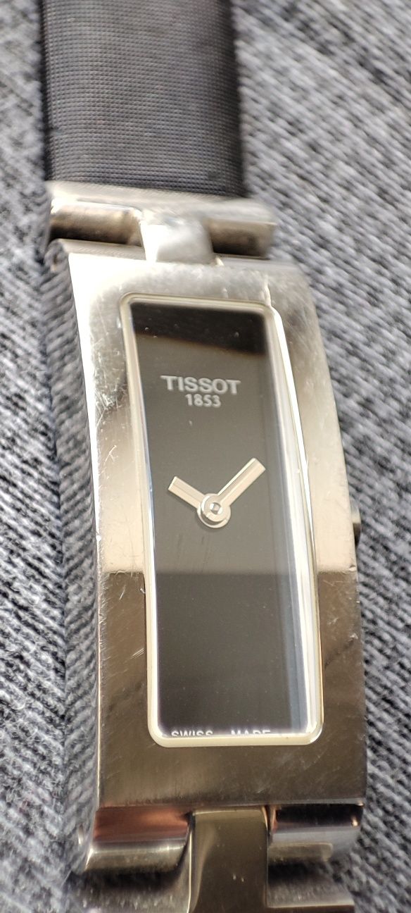 Tissot T-Classic, model L830N